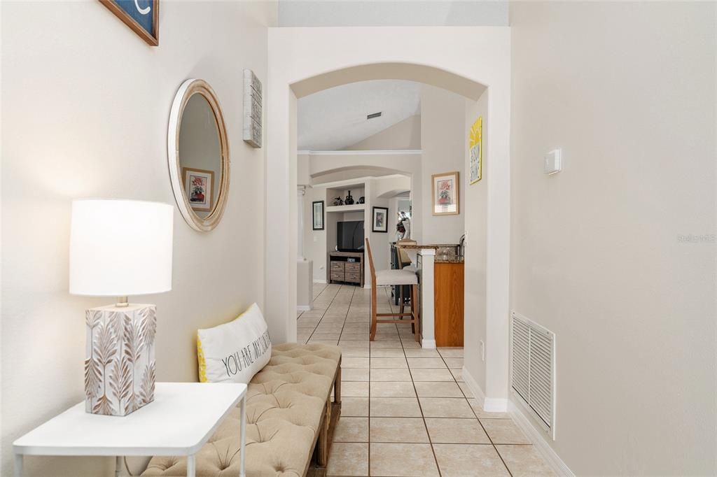 En Venta: $395,200 (4 camas, 2 baños, 1822 Pies cuadrados)