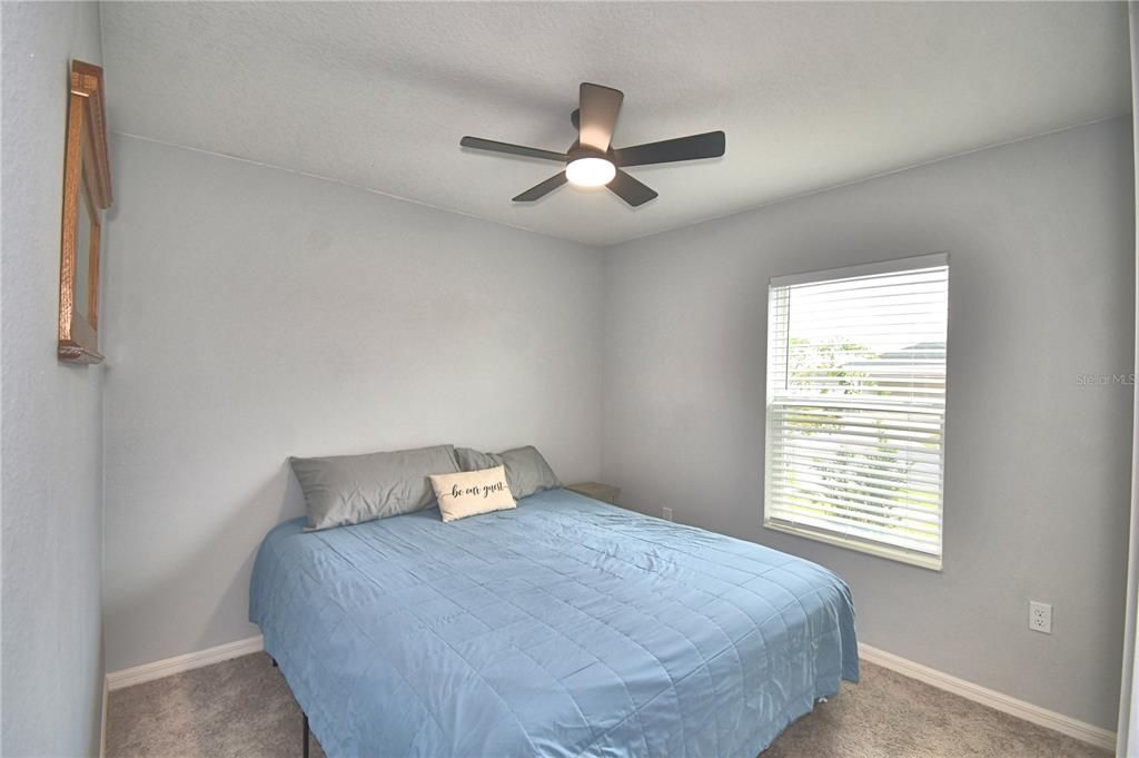 For Sale: $327,000 (4 beds, 2 baths, 1989 Square Feet)
