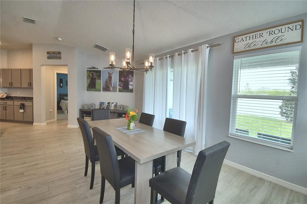 For Sale: $327,000 (4 beds, 2 baths, 1989 Square Feet)