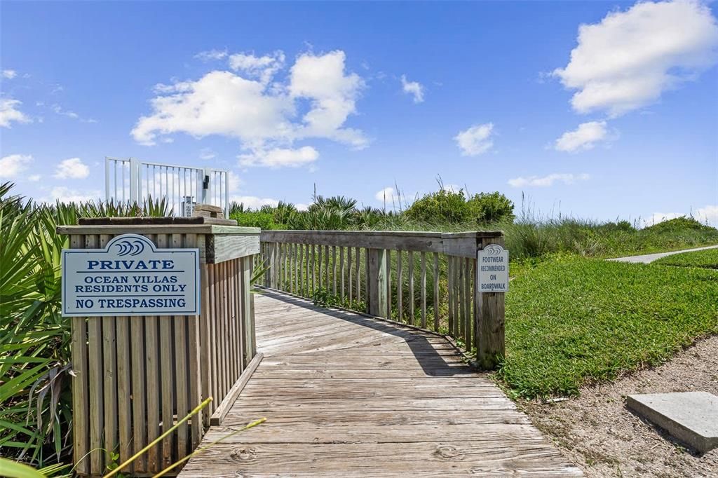 For Sale: $1,650,000 (4 beds, 3 baths, 2500 Square Feet)