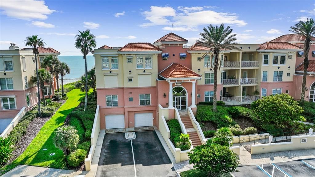 For Sale: $1,650,000 (4 beds, 3 baths, 2500 Square Feet)