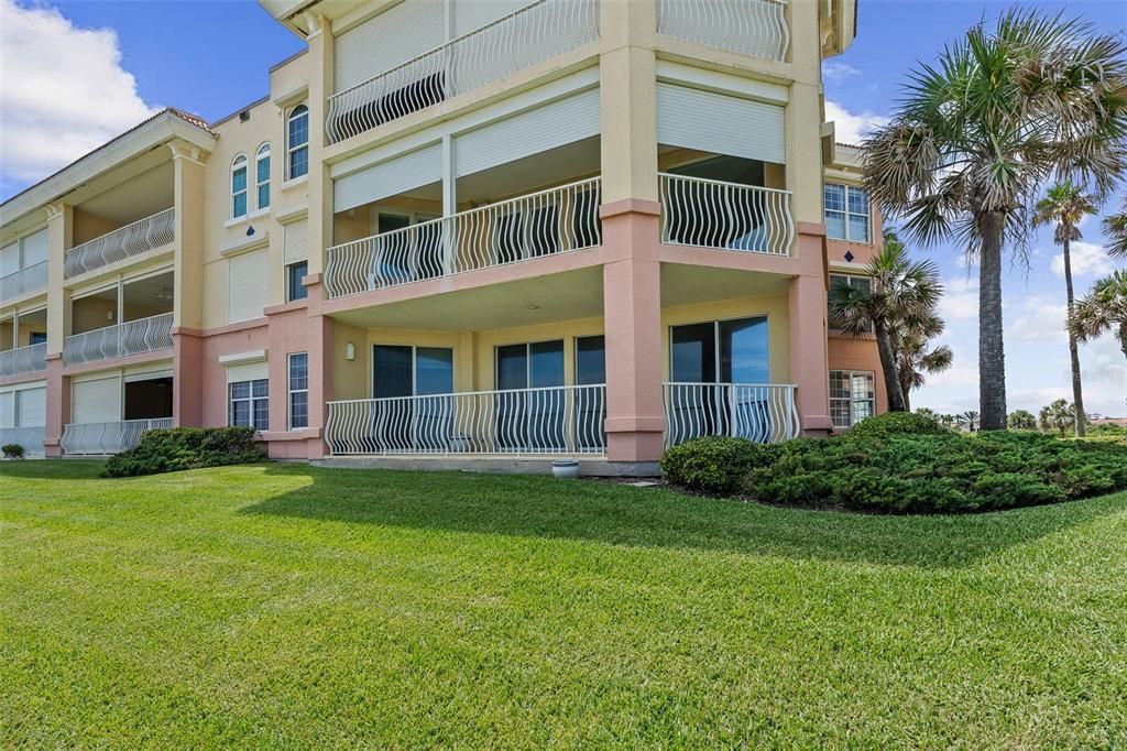 For Sale: $1,650,000 (4 beds, 3 baths, 2500 Square Feet)