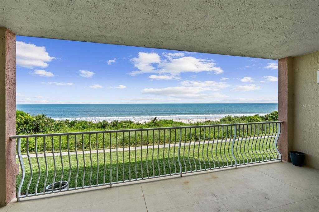 For Sale: $1,650,000 (4 beds, 3 baths, 2500 Square Feet)