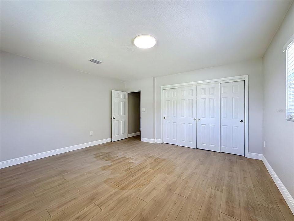 En Venta: $624,999 (4 camas, 2 baños, 1978 Pies cuadrados)