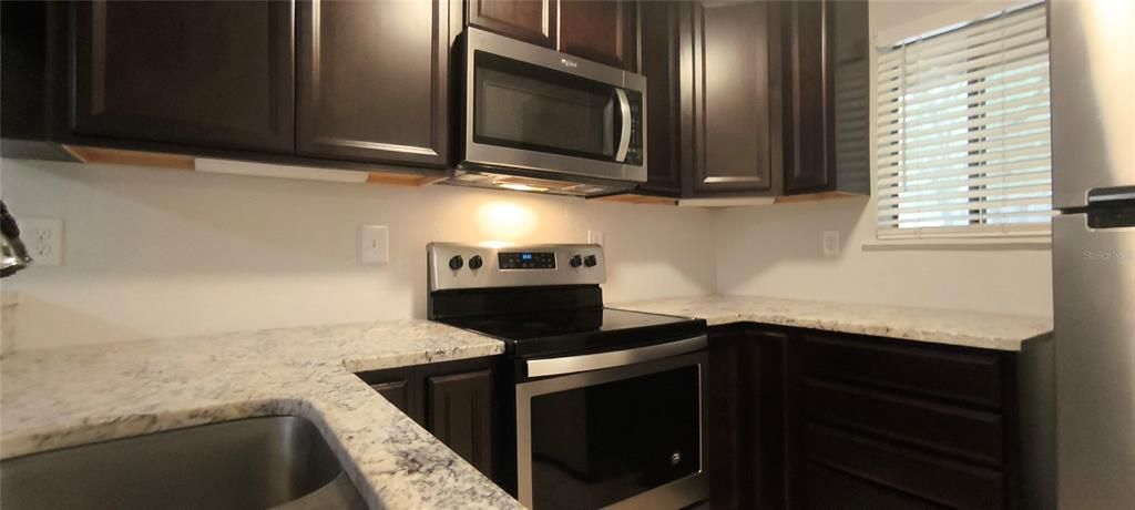 En Venta: $117,500 (2 camas, 2 baños, 874 Pies cuadrados)