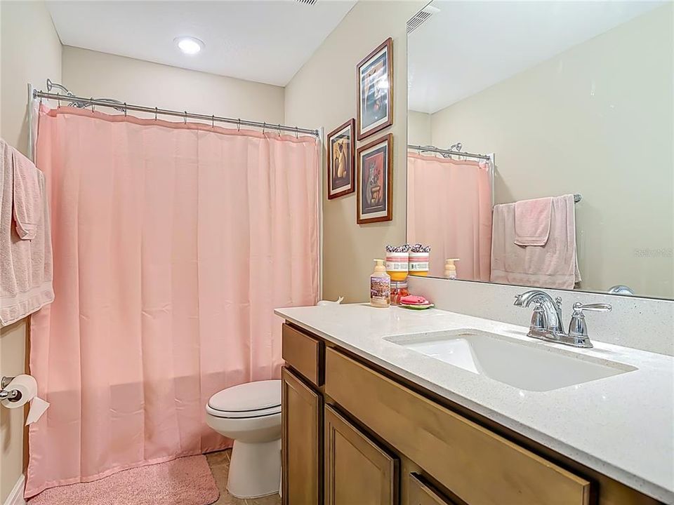 В аренду: $2,800 (4 спален, 2 ванн, 2395 Квадратных фут)