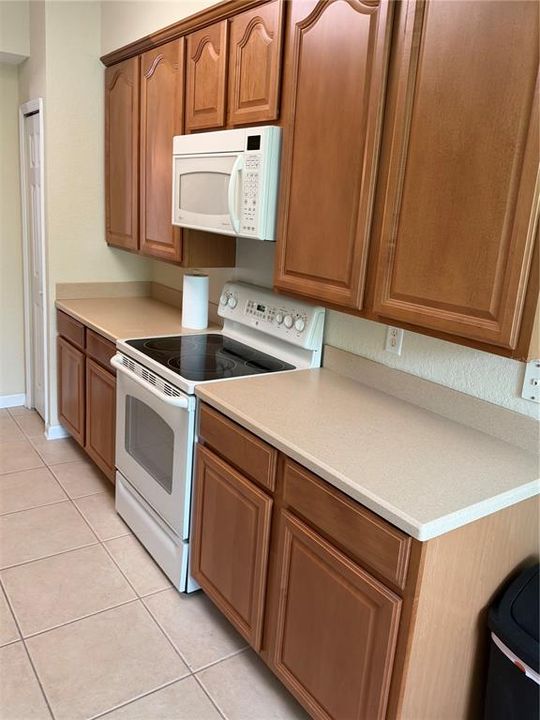 В аренду: $2,000 (2 спален, 2 ванн, 1504 Квадратных фут)