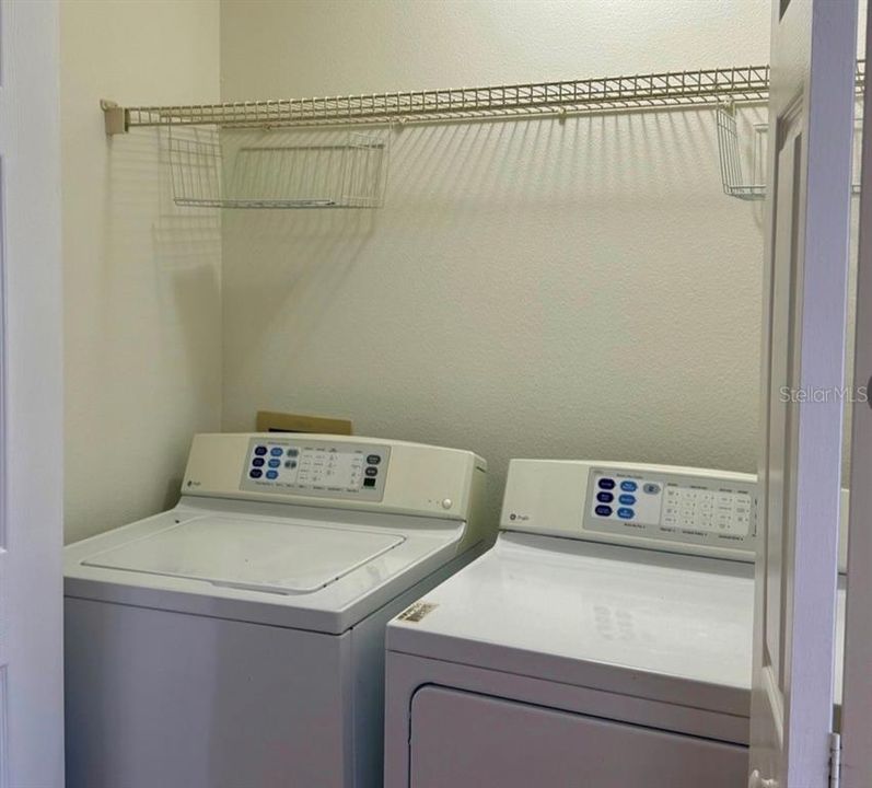 For Rent: $3,800 (2 beds, 2 baths, 1059 Square Feet)