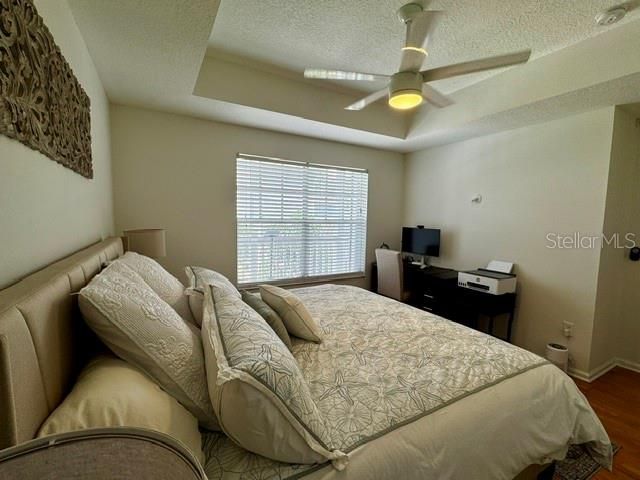 For Rent: $3,800 (2 beds, 2 baths, 1059 Square Feet)