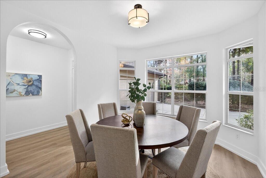 En Venta: $479,900 (3 camas, 2 baños, 2368 Pies cuadrados)