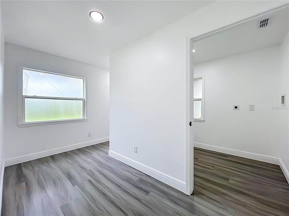 En Venta: $399,900 (4 camas, 2 baños, 1727 Pies cuadrados)