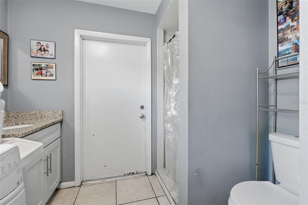 На продажу: $349,999 (3 спален, 2 ванн, 1300 Квадратных фут)