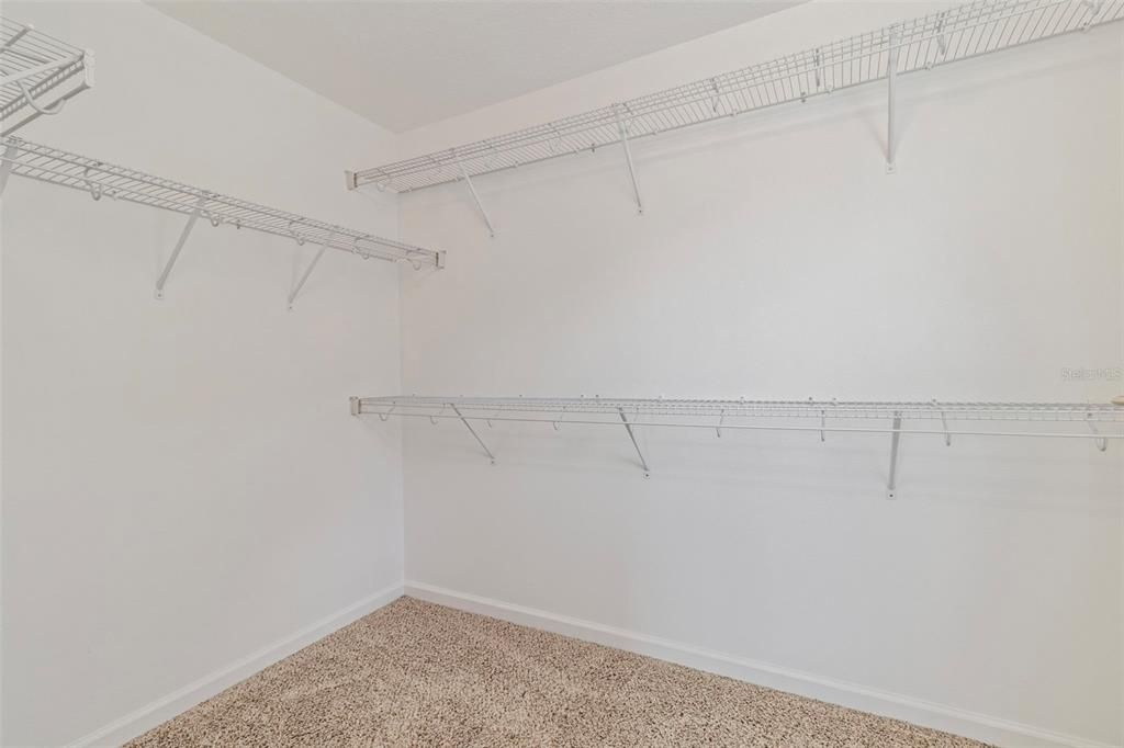 En Venta: $325,000 (3 camas, 2 baños, 1619 Pies cuadrados)