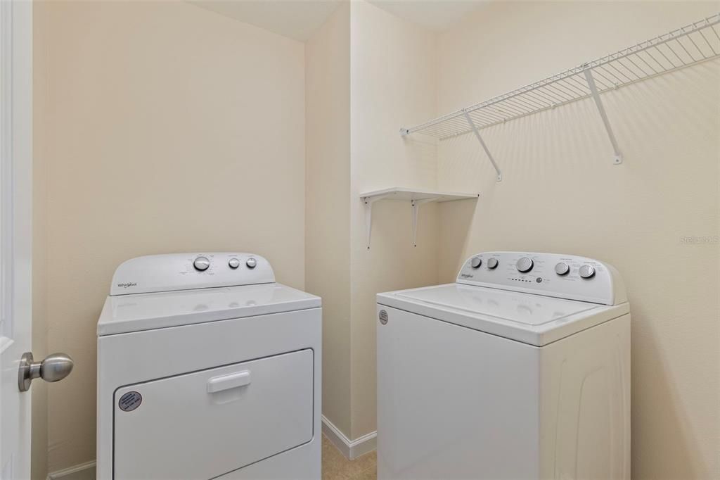 En Venta: $325,000 (3 camas, 2 baños, 1619 Pies cuadrados)