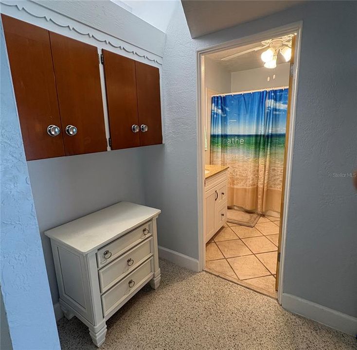For Rent: $2,600 (3 beds, 1 baths, 1544 Square Feet)