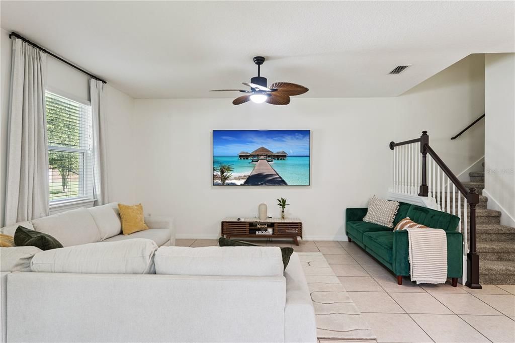 For Rent: $2,600 (3 beds, 2 baths, 1701 Square Feet)