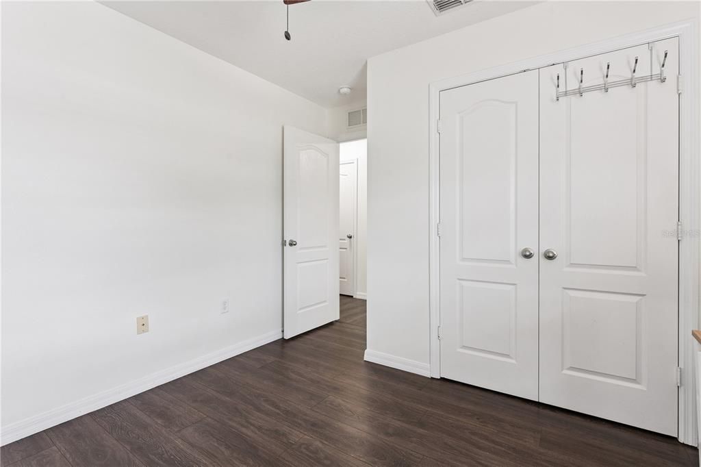 For Rent: $2,600 (3 beds, 2 baths, 1701 Square Feet)