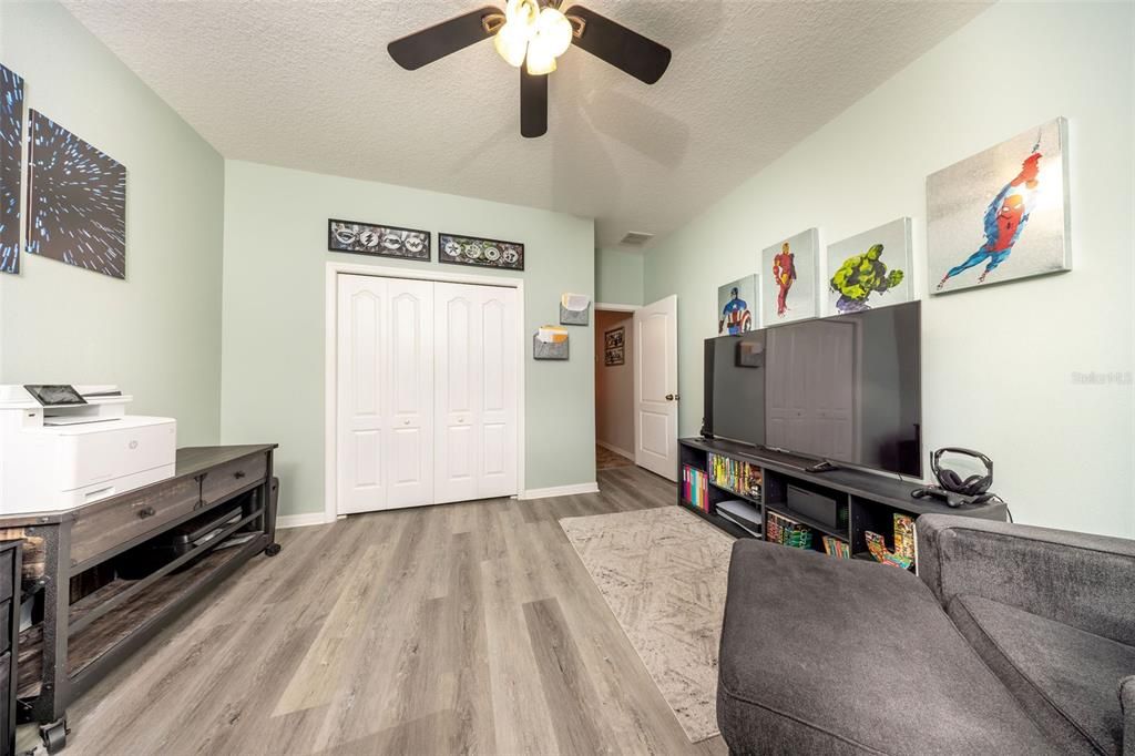 For Sale: $729,900 (5 beds, 3 baths, 2950 Square Feet)