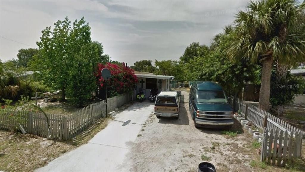 En Venta: $219,900 (2 camas, 2 baños, 875 Pies cuadrados)