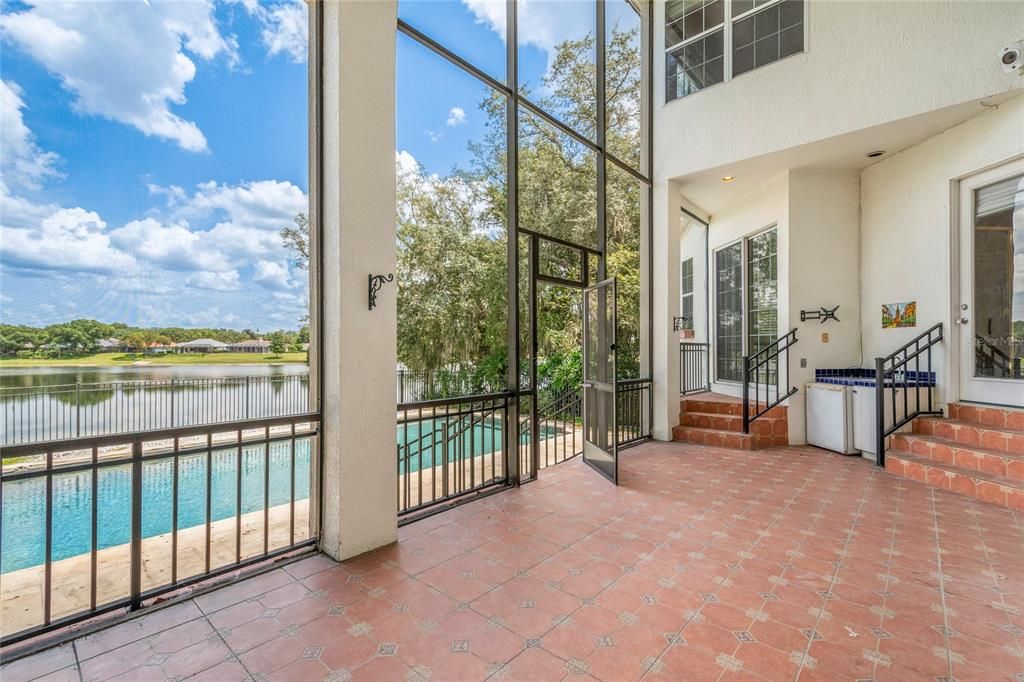 For Sale: $1,359,000 (5 beds, 4 baths, 4469 Square Feet)