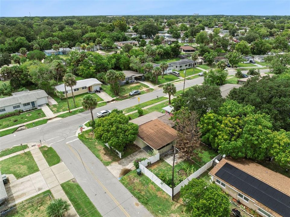 Active With Contract: $150,000 (2 beds, 1 baths, 925 Square Feet)