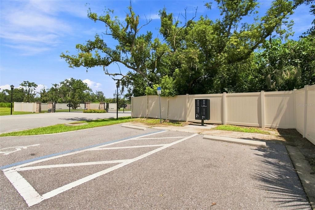 En Venta: $399,999 (1.59 acres)