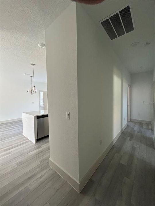 В аренду: $1,900 (4 спален, 2 ванн, 1551 Квадратных фут)