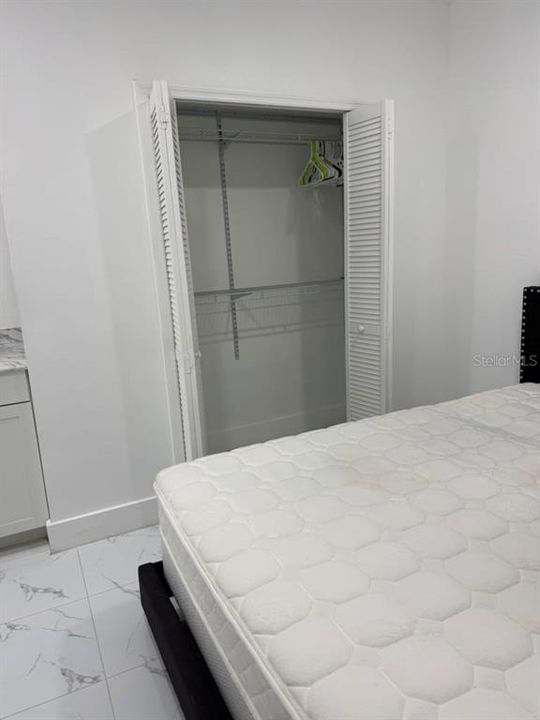 В аренду: $1,100 (1 спален, 1 ванн, 300 Квадратных фут)