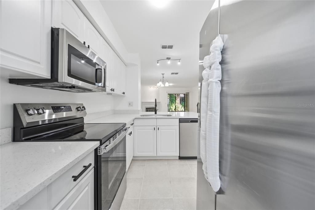 En Venta: $215,000 (2 camas, 2 baños, 1089 Pies cuadrados)