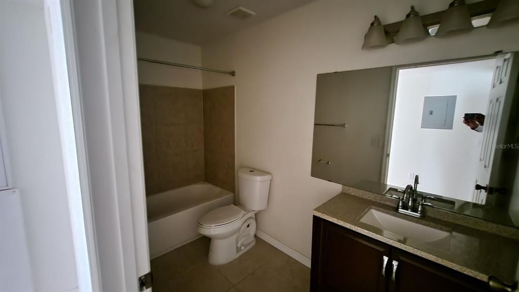 В аренду: $1,500 (1 спален, 1 ванн, 861 Квадратных фут)