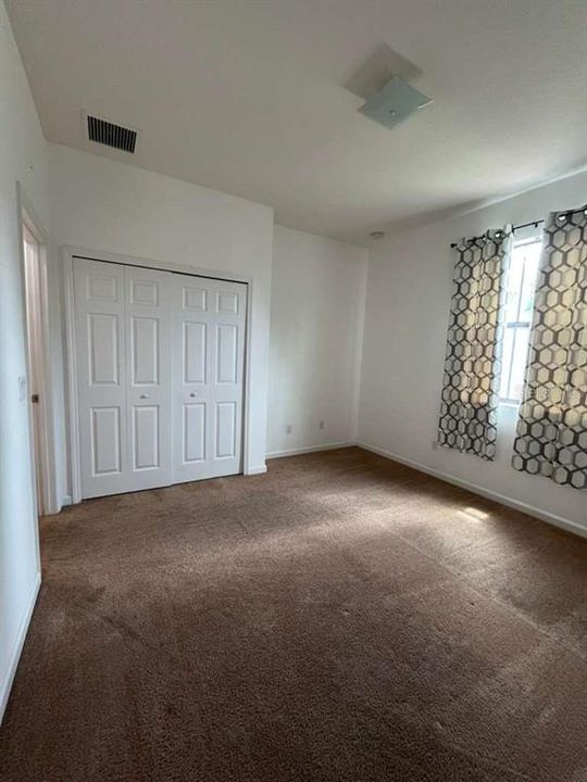 For Rent: $2,250 (4 beds, 2 baths, 1709 Square Feet)