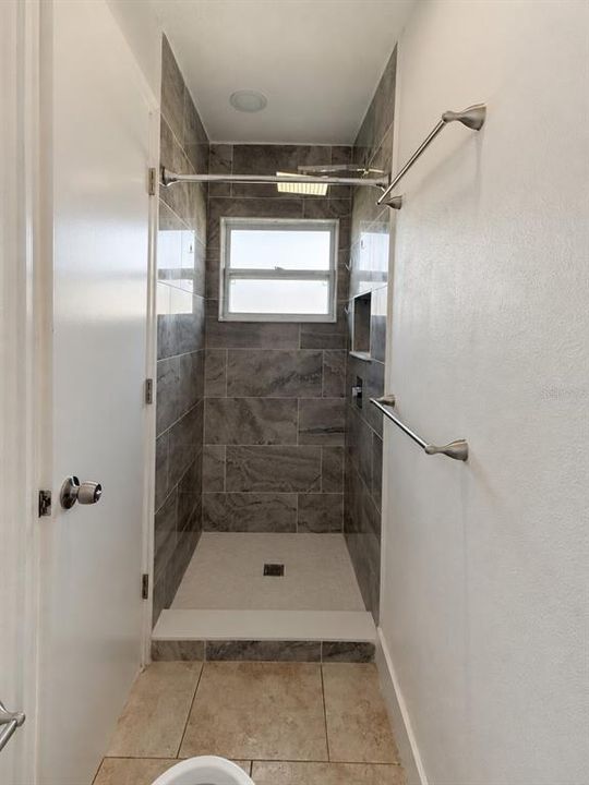 For Sale: $235,000 (2 beds, 2 baths, 1032 Square Feet)