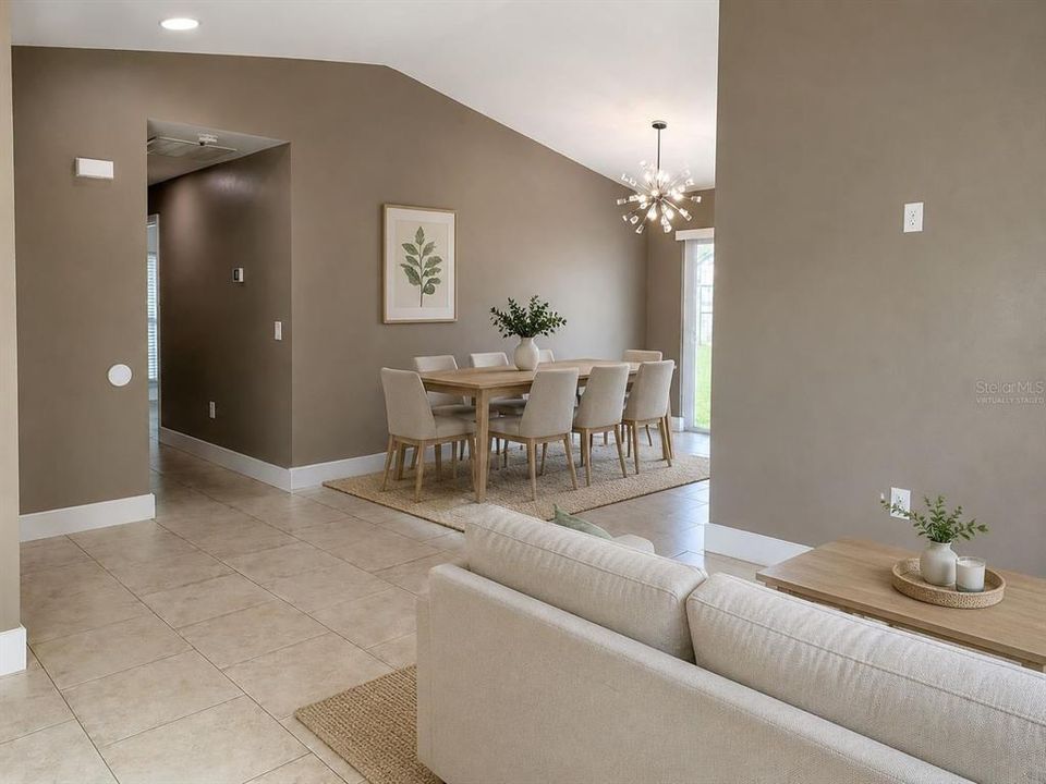 For Sale: $235,000 (2 beds, 2 baths, 1032 Square Feet)