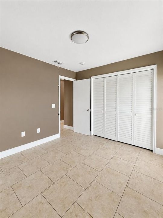 For Sale: $235,000 (2 beds, 2 baths, 1032 Square Feet)