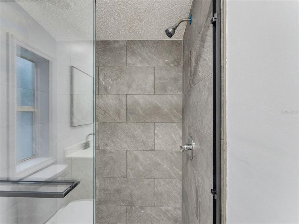 На продажу: $229,999 (3 спален, 2 ванн, 1152 Квадратных фут)