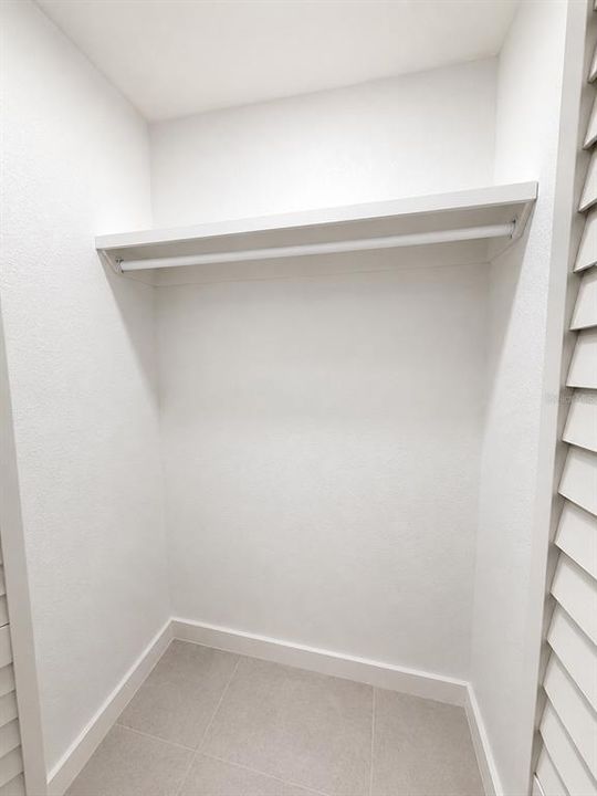 待售: $299,000 (2 贝兹, 2 浴室, 1100 平方英尺)