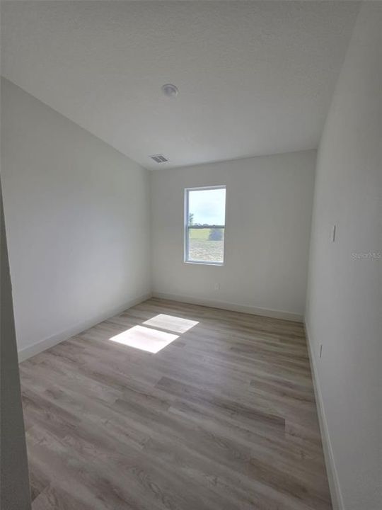 For Sale: $499,900 (4 beds, 2 baths, 2016 Square Feet)