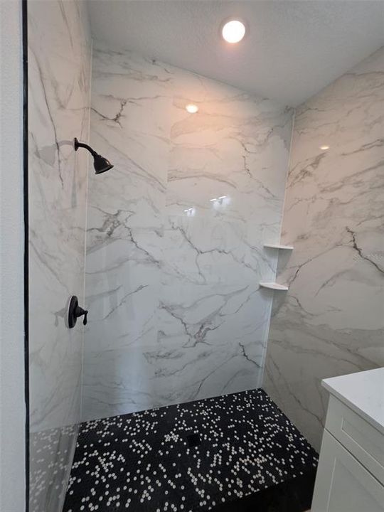 For Sale: $499,900 (4 beds, 2 baths, 2016 Square Feet)