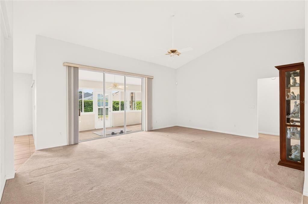 For Sale: $344,900 (3 beds, 2 baths, 2131 Square Feet)
