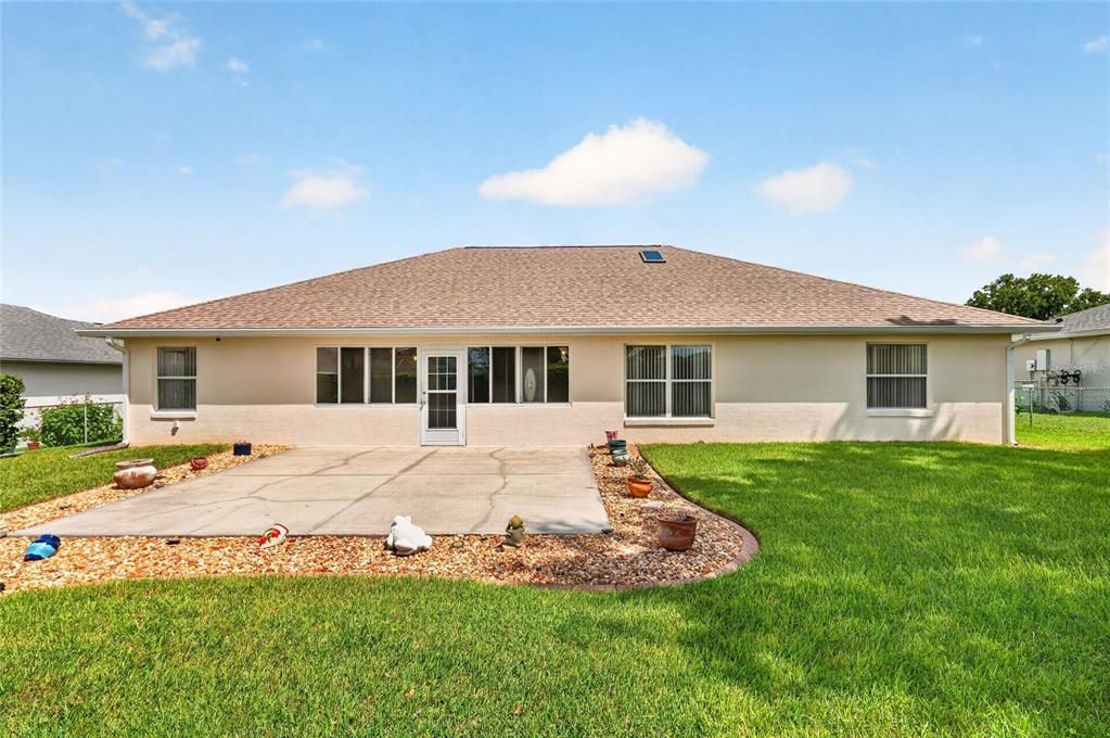 For Sale: $344,900 (3 beds, 2 baths, 2131 Square Feet)