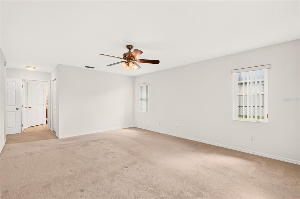 For Sale: $344,900 (3 beds, 2 baths, 2131 Square Feet)