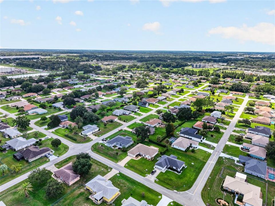 For Sale: $344,900 (3 beds, 2 baths, 2131 Square Feet)