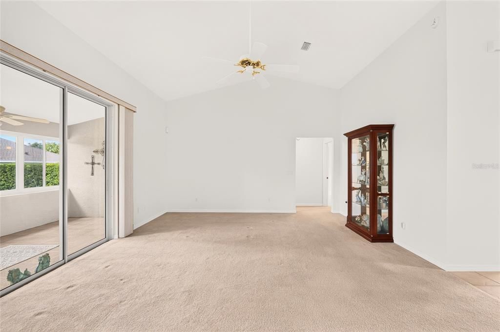 For Sale: $344,900 (3 beds, 2 baths, 2131 Square Feet)