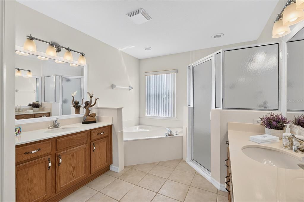 For Sale: $344,900 (3 beds, 2 baths, 2131 Square Feet)
