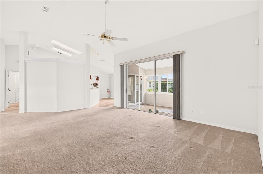 For Sale: $344,900 (3 beds, 2 baths, 2131 Square Feet)