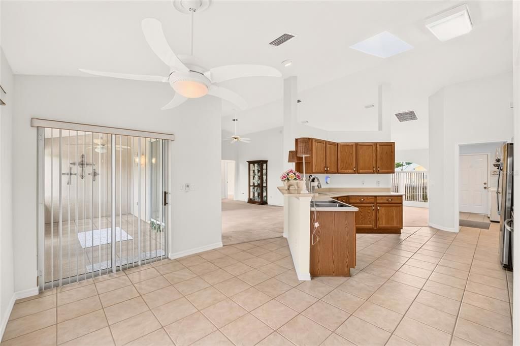 For Sale: $344,900 (3 beds, 2 baths, 2131 Square Feet)