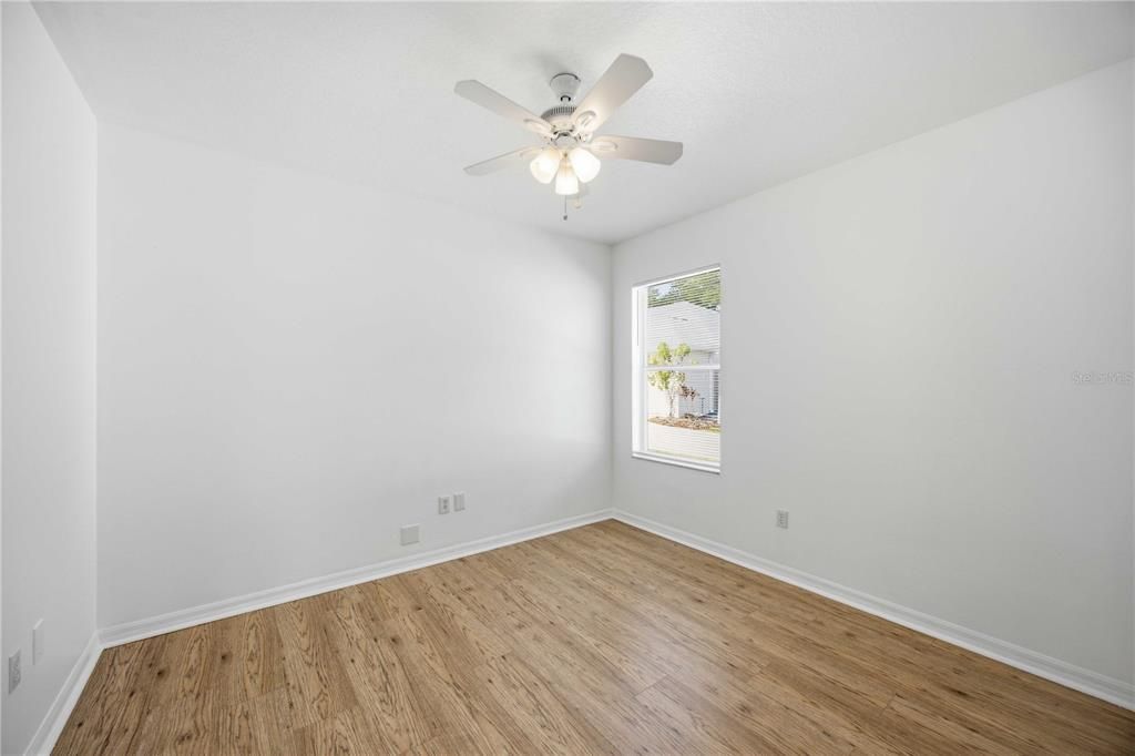 For Sale: $424,900 (3 beds, 2 baths, 1576 Square Feet)