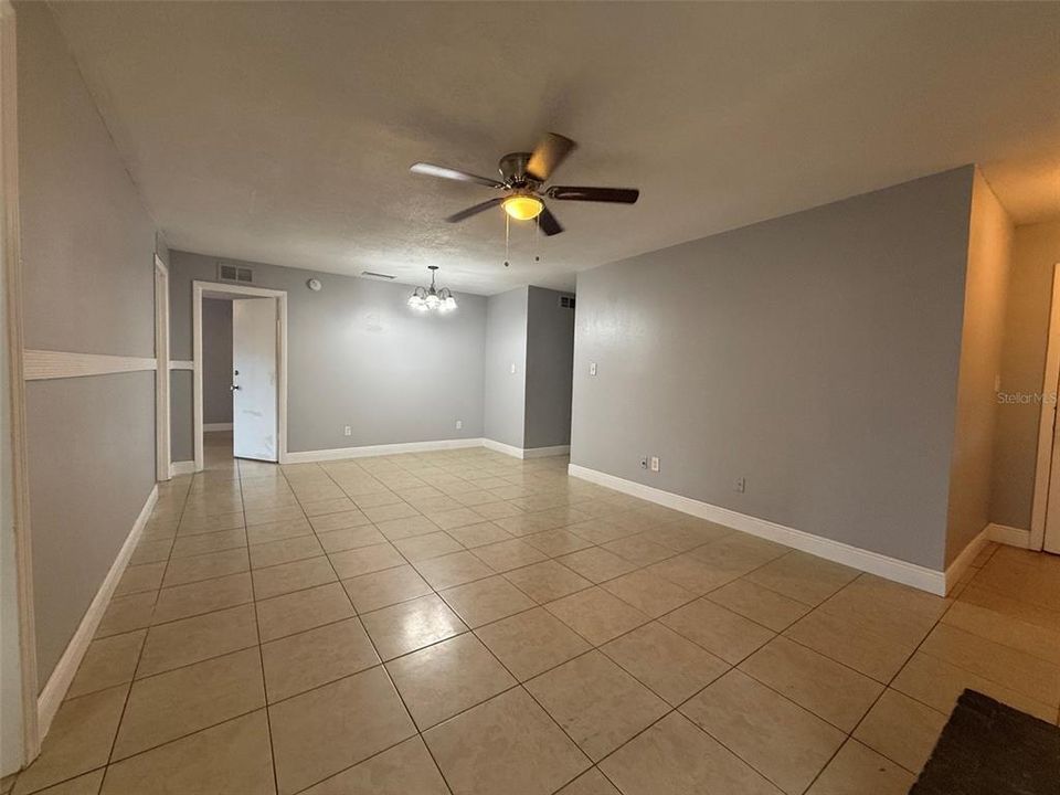 For Rent: $2,495 (5 beds, 2 baths, 1568 Square Feet)
