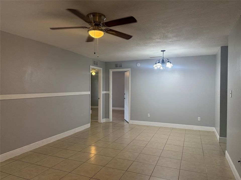 For Rent: $2,495 (5 beds, 2 baths, 1568 Square Feet)
