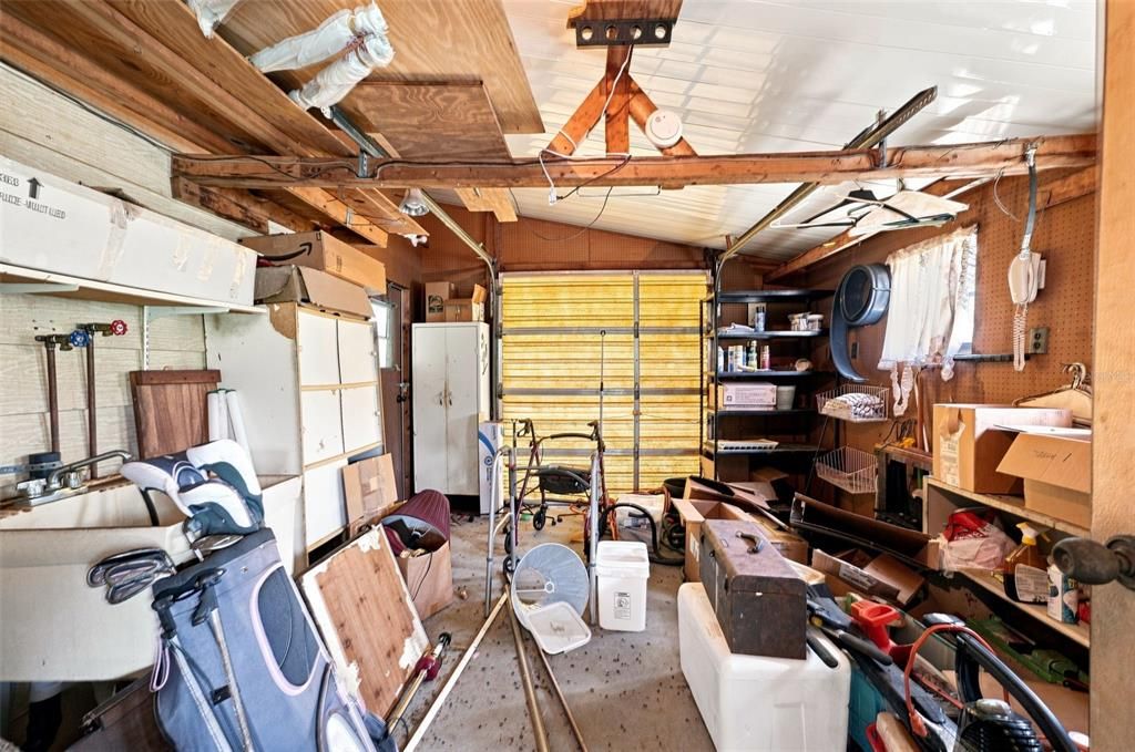 На продажу: $125,000 (2 спален, 2 ванн, 1384 Квадратных фут)